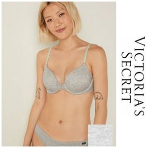 NWT VS Pink Wear Everywhere Bra